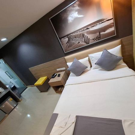 Pratunam19 Hotel Bangkok Esterno foto