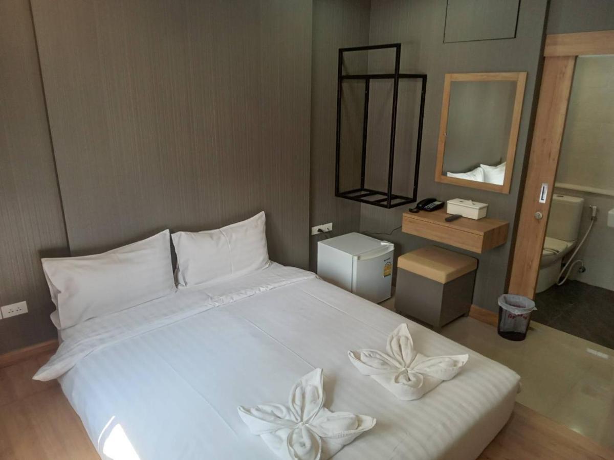 Pratunam19 Hotel Bangkok Esterno foto