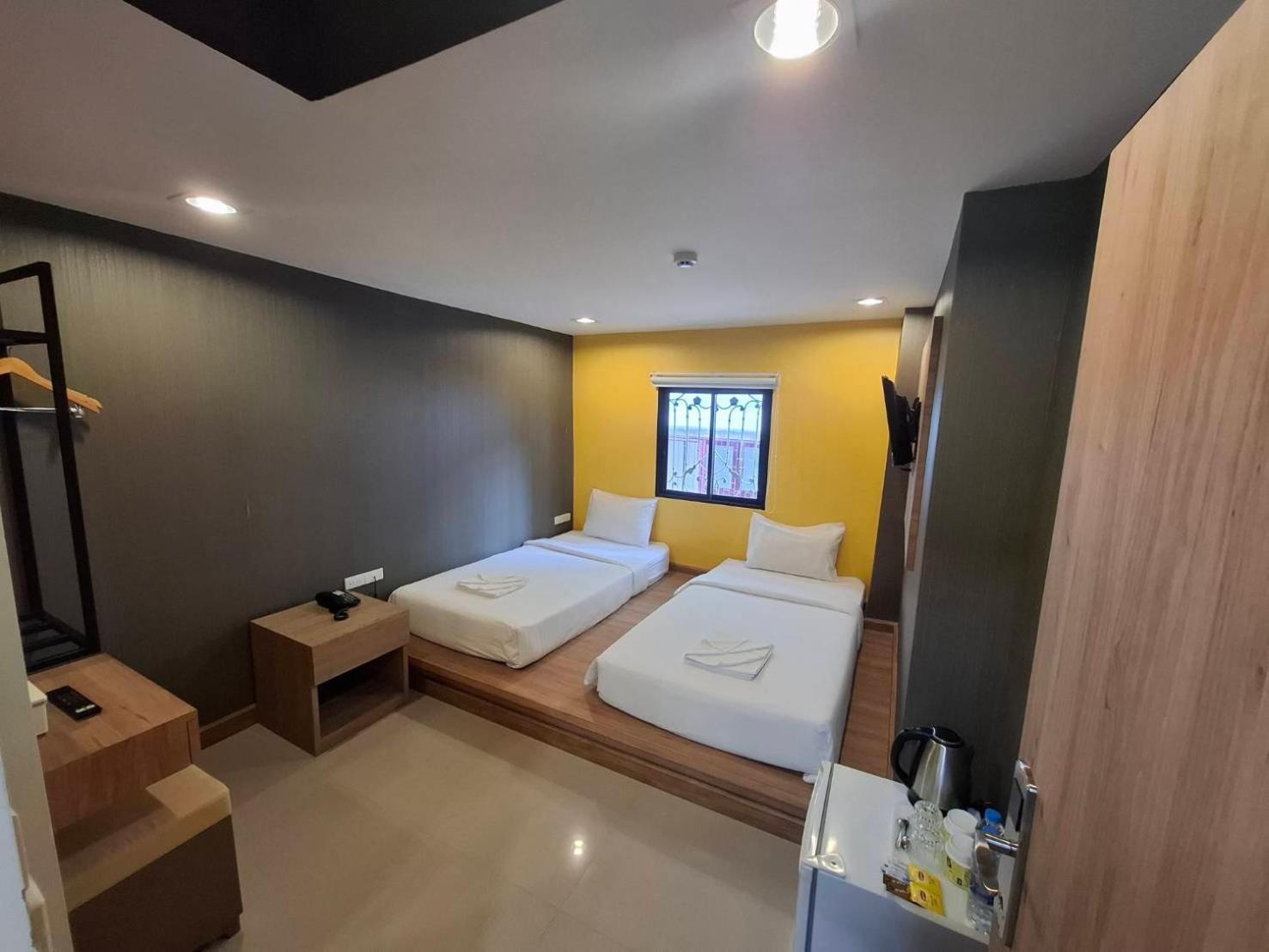 Pratunam19 Hotel Bangkok Esterno foto