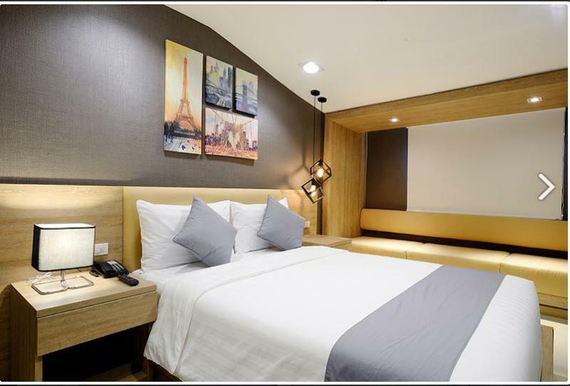 Pratunam19 Hotel Bangkok Esterno foto